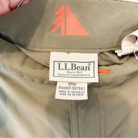 L.L Bean | Men’s Green Lightweight Nylon Blend Shorts Size 40 - Picture 3 of 10